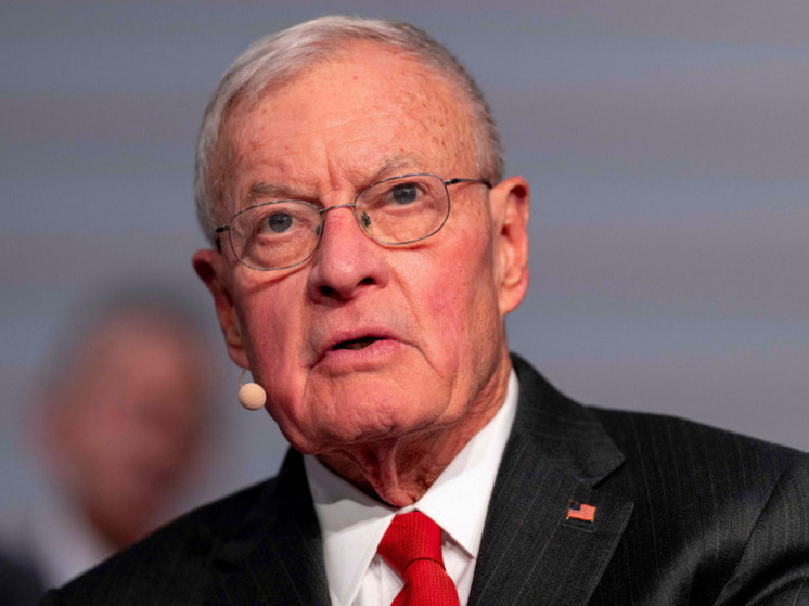 Журналист Боуз раскритиковал слова Келлога в Киеве о слабости РФ