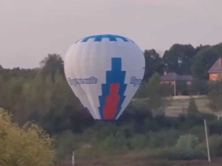Прокуратура проверяет инцидент с посадкой воздушного шара во дворе в Дмитрове