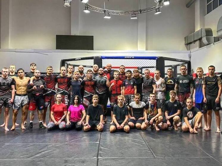 В Новомосковске завершился семинар по MMA с участием чемпиона Билостенного