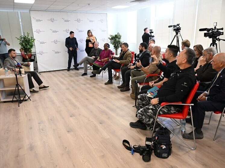 Денис Пушилин рассказал иностранным журналистам правду о происходящем в Донбассе