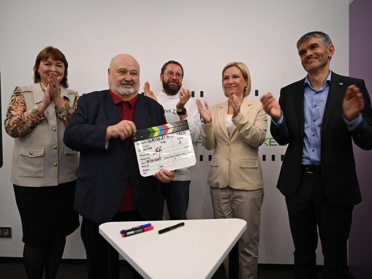 Студенты освоят генерацию сценариев, создание видеоэффектов и полный цикл производства контента с помощью нейросетей — от идеи до AI-трейлера