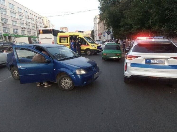 В Твери произошло массовое ДТП
