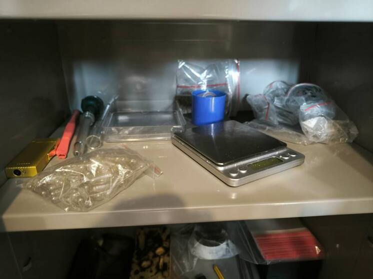 Крупную партию синтетических наркотиков изъяли в Уссурийске