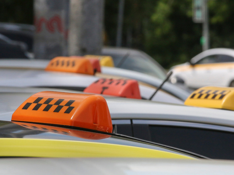 НСН: закон о локализации машин такси приведет к росту цен в четыре раза