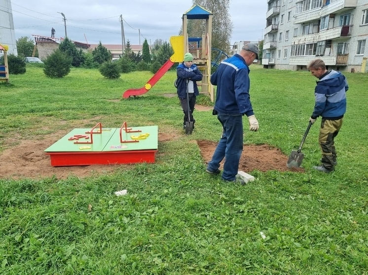 В Парфино оборудуют детскую площадку