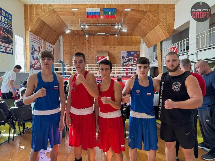 Спортсмены Запорожской области сражаются за победу на Всероссийских соревнованиях по боксу