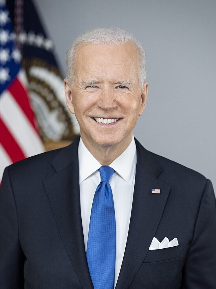 Байдена не приглашают выступать из-за его непопулярности и страха мести Трампа