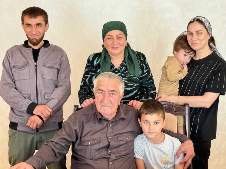 Ингушская семья стала лауреатом юбилейного конкурса «Семья года»