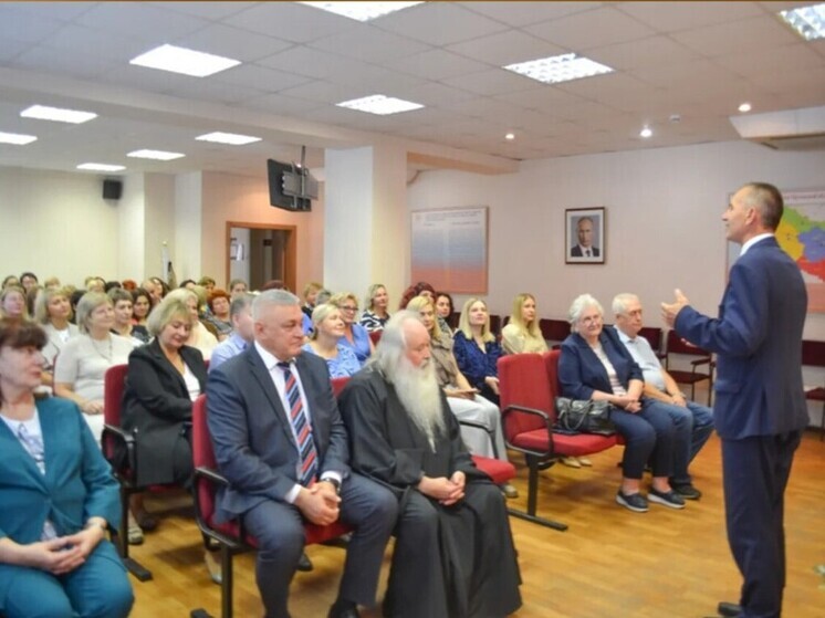 В Орловской области сотрудников Роспотребнадзора поздравили с профессиональным праздником