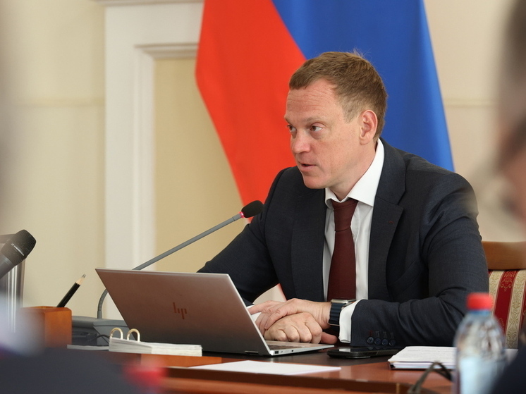 Павел Малков поручил минздраву обеспечить население вакцинами против гриппа