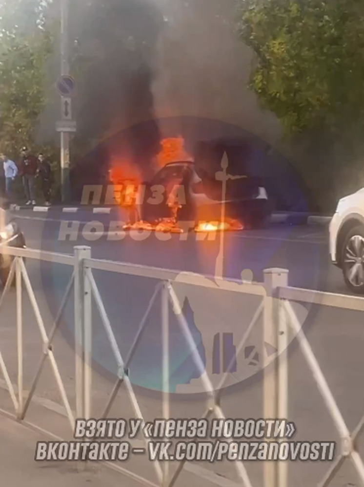 В Пензе загорелась BMW в районе ГПЗ-24