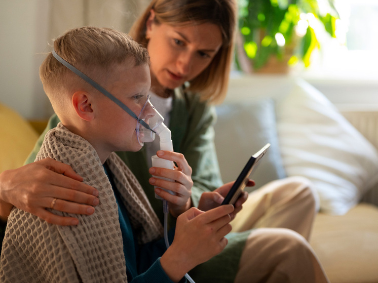 Врач рассказал, почему следует избегать применения антибиотиков у детей до года