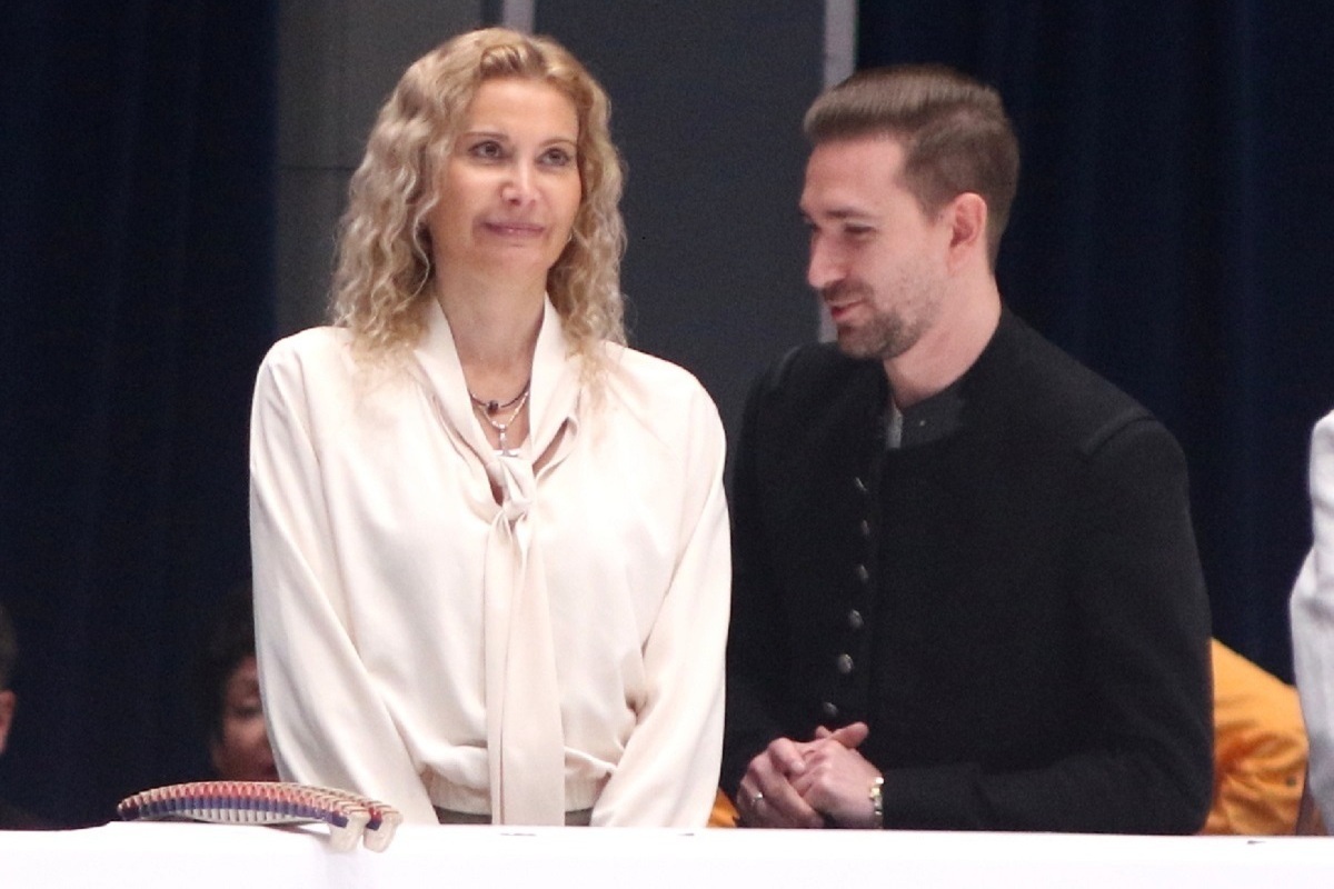 Тренер российской фигуристки Аделии Петросян Этери Тутберидзе приехала в Пекин на олимпийский отбор