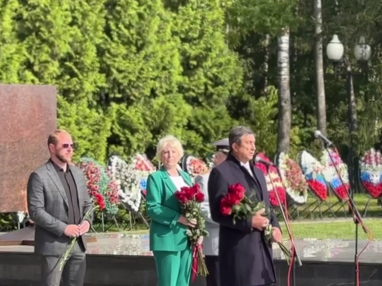 Память защитников земли Калужской почтили в Обнинске