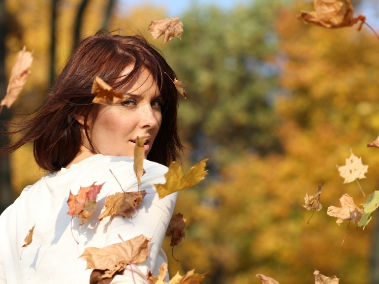 18 сентября отмечают День кленового листа и День электронной книги