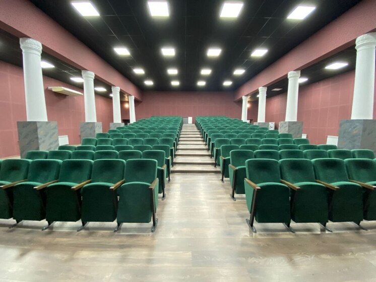 Продолжается оснащение Дома культуры в Дефановке после капремонта
