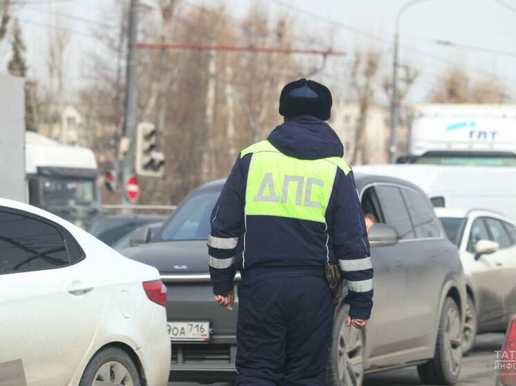 Сотрудники ГАИ нашли в Казани и наказали водителя, едва не устроившего аварию