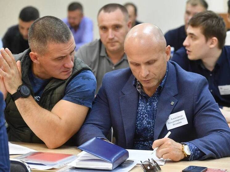 Победители проекта «ПРОдвижение ГЕРОЕВ» приобретают навыки в сфере госуправления в Омске