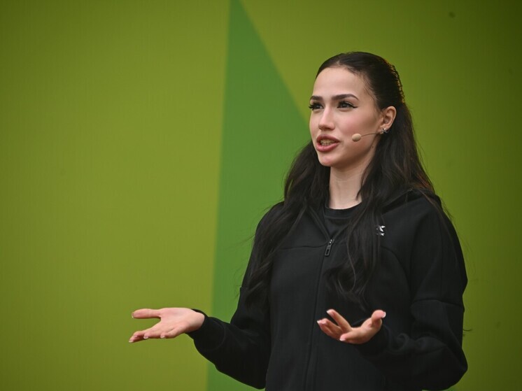 Фигуристка Алина Загитова попала в список "Миротворца"*