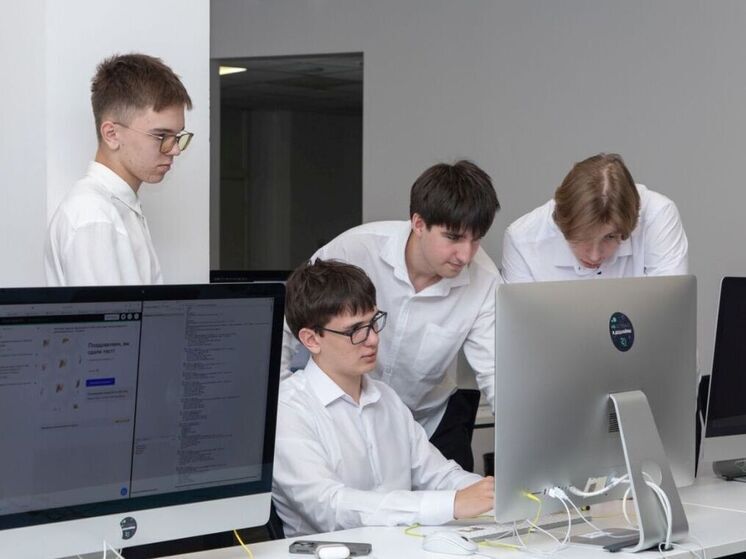 Ракова: ИТ-компания разработала новые программы обучения для столичных ИТ-классов