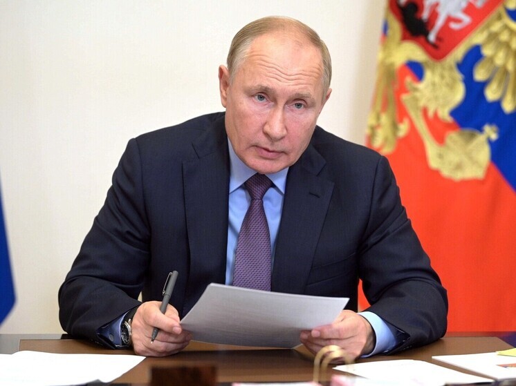 Путин продлил спецмеры РФ во внешней торговле до конца 2027 года