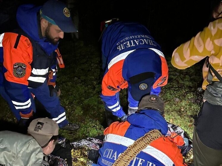 Спустя 8 дней поисков мужчину вывели из леса в Гатчинском районе