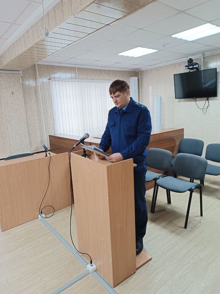 В Красноселькупе чиновники заплатят укушенному бездомным псом ребенку