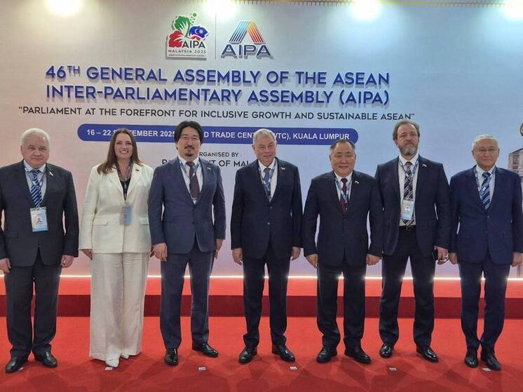 Экс-губернатор Калужской области налаживает связи с Малайзией