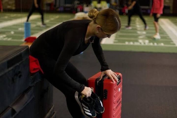 Фигуристка, родившая в августе, уже вовсю тренируется и выступает