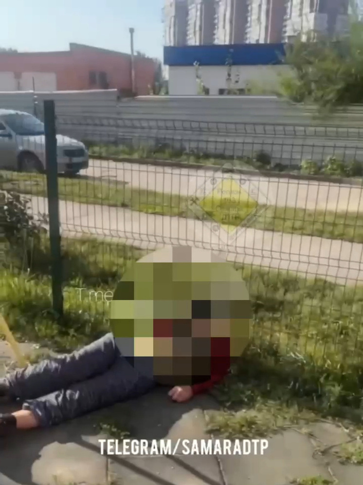В Самаре на детской площадке скончался мужчина 17 сентября
