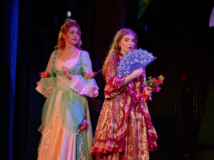 Смоленский театр «Зеркало» приглашает артистов в свой дружный коллектив