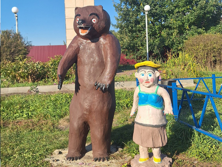 Очередное жуткое творение в формате городской скульптуры появилось в селе Вальдиватское Ульяновской области