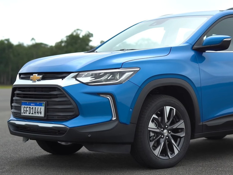 От ₽1,65 млн: в РФ идут продажи новых 1,0-литровых кроссоверов Chevrolet Tracker