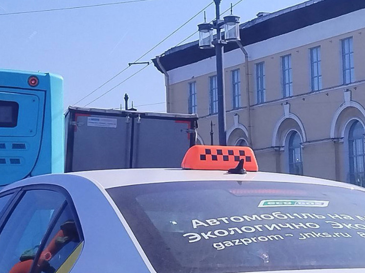 В Мурманске хотят запретить иностранцам водить такси