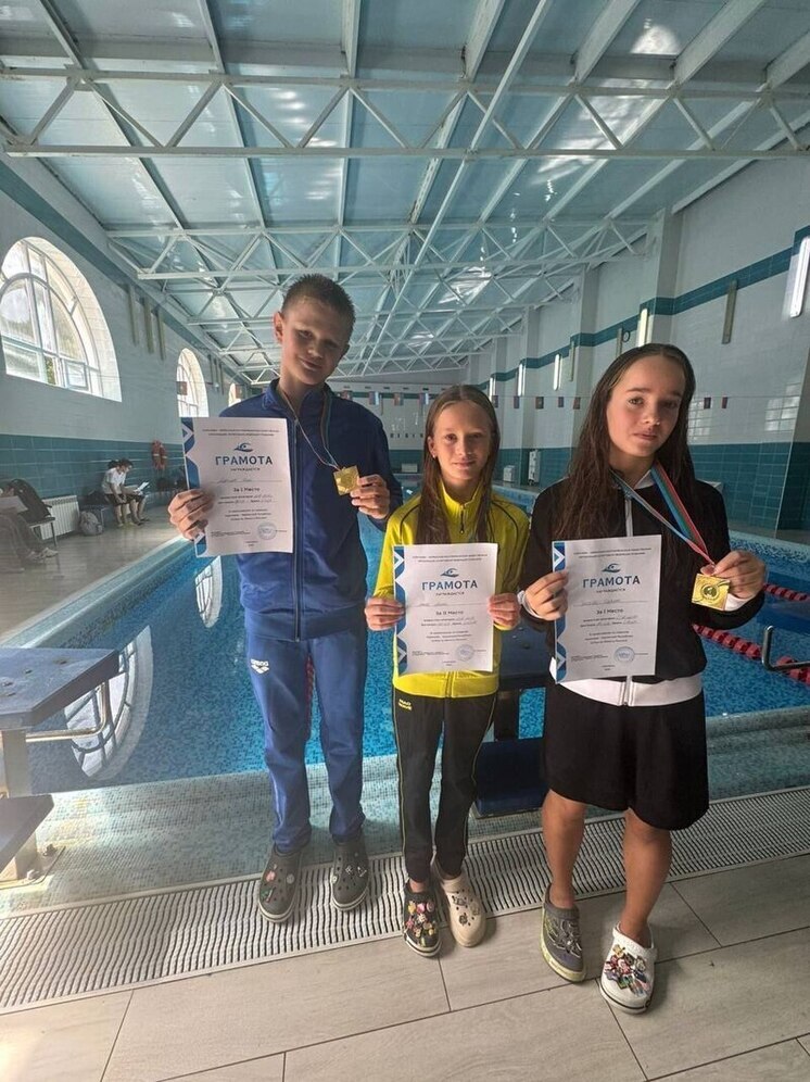 Кисловодчане триумфально выступили на чемпионате КЧР по плаванию