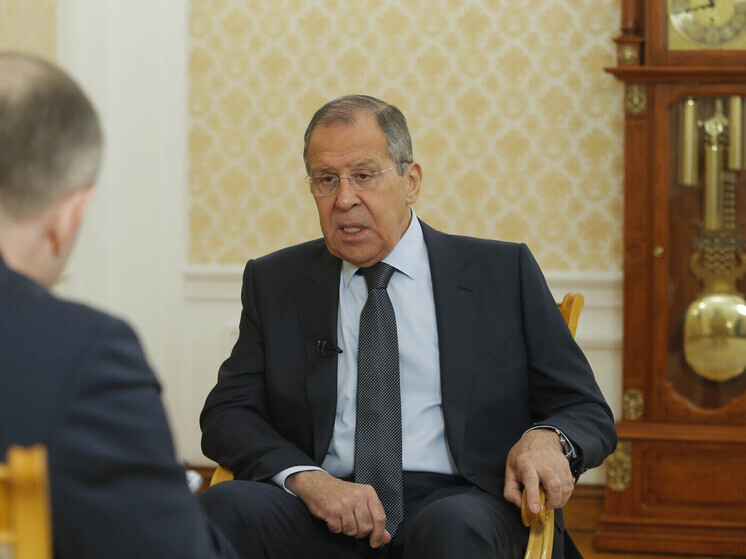 Лавров: Москва не пойдет на «цирковой номер» Зеленского с переговорами