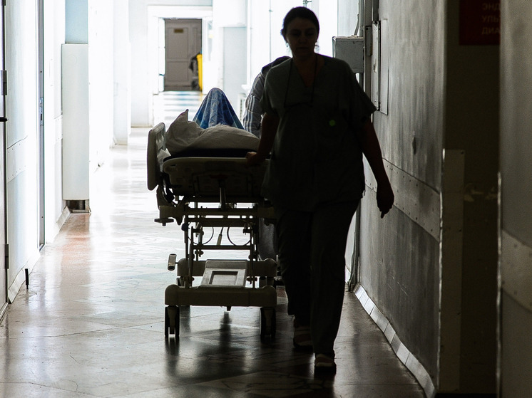 Врачи Подмосковья спасли мужчину после удара молнии