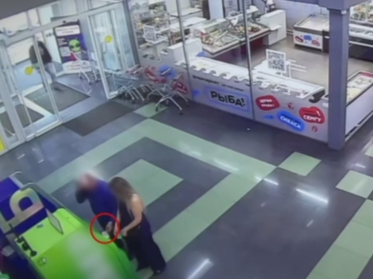 Прикамца обвиняют в краже купюры из банкомата