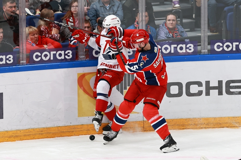 «Локомотив» пролетел армейский полустанок, не заметив команды Игоря Никитина