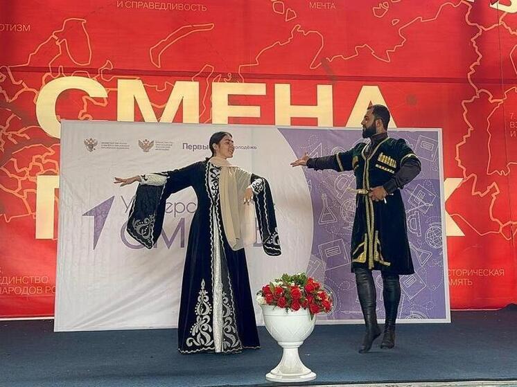 89 запорожских школьников участвуют в «Университетских сменах» в Дагестане