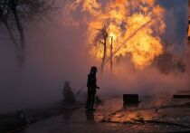 Вторую ночь подряд под Киевом гремит и полыхает