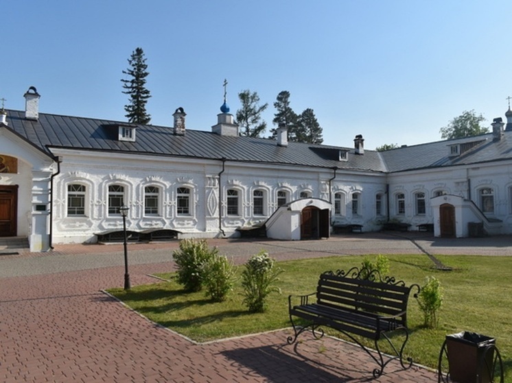 В Красноярске отреставрируют историческое здание келейного корпуса Успенского монастыря
