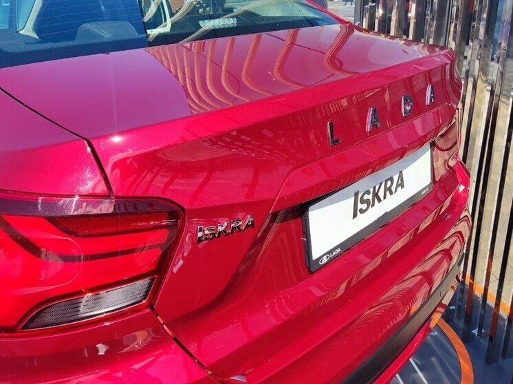 АвтоВАЗ произведет более 300 тысяч авто в этом году благодаря заводу в Петербурге