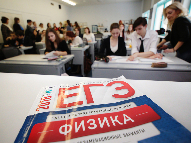 Минпросвещения обещает снизить нагрузку в школах и облегчить жизнь ученикам