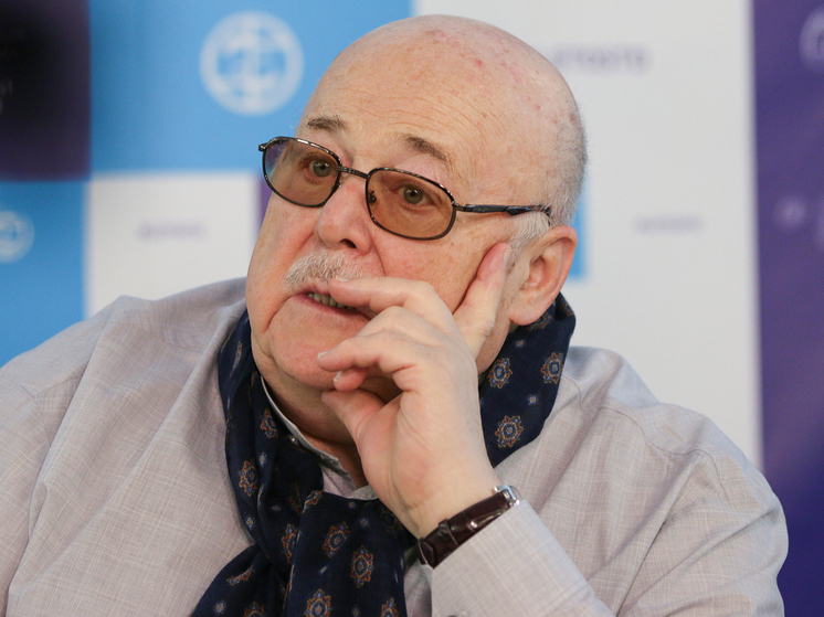 Семья известного актера Александра Калягина оказалась втянута в судебное разбирательство по поводу недвижимости в Ялте