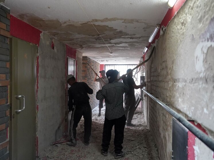 В Алчевске полным ходом идет строительство молодежного центра