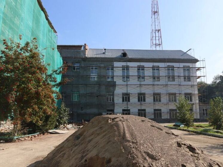 Новый подрядчик взял в свои руки капремонт школы №1 Абакана