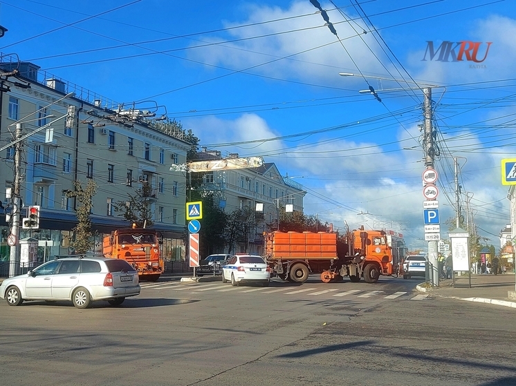 В Калуге перекрыли улицу Кирова