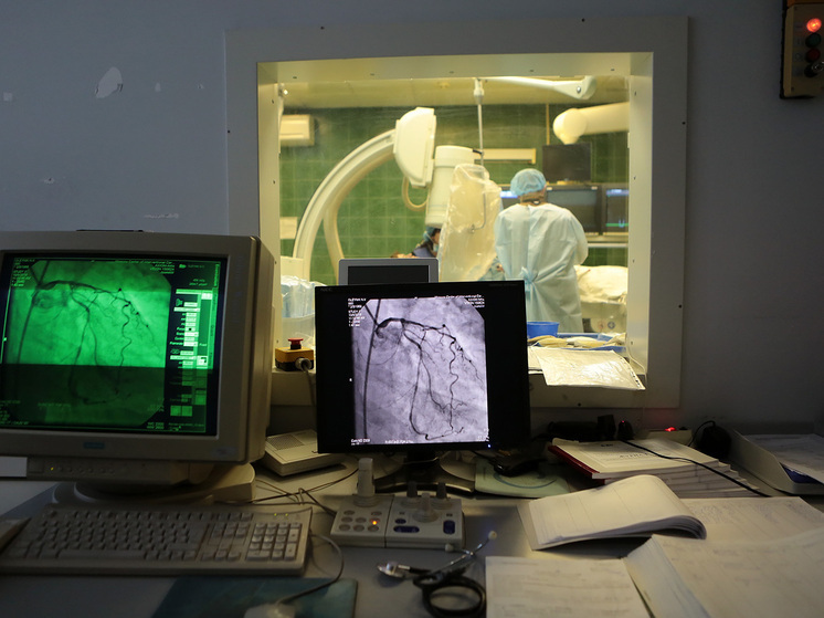 Большая часть смертей в РФ связана с заболеваниями сердца и сосудов