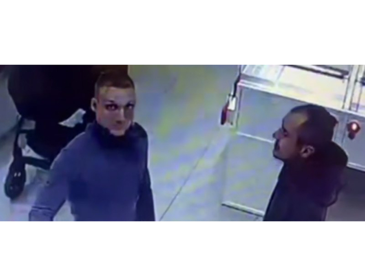 В Петрозаводске ограблен ювелирный салон, правоохранительные органы ведут розыск злоумышленников.